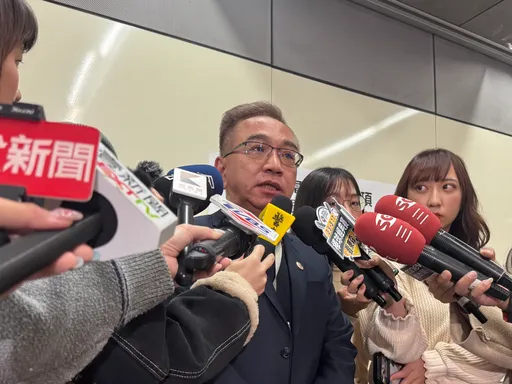 坐捷運別用行動電源！出事恐賠錢　北捷喊話交通部訂規範