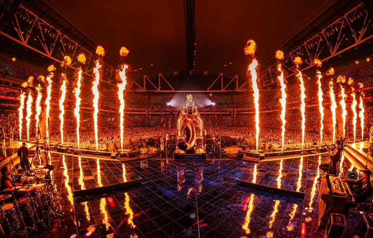 鄧紫棋成為第一位在大巨蛋開唱的香港歌手。Live Nation Taiwan 提供提供