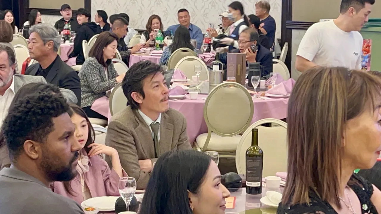 陳冠希現身位於洛杉磯的半島海鮮酒家。翻攝凱莉老師小紅書