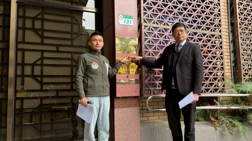  軍購機密資料攜出會議室　黃國昌遭綠營告發違反《國安法》