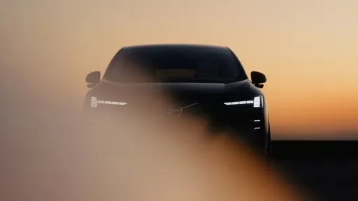 Volvo最新EX60純電SUV續航與快充表現曝光