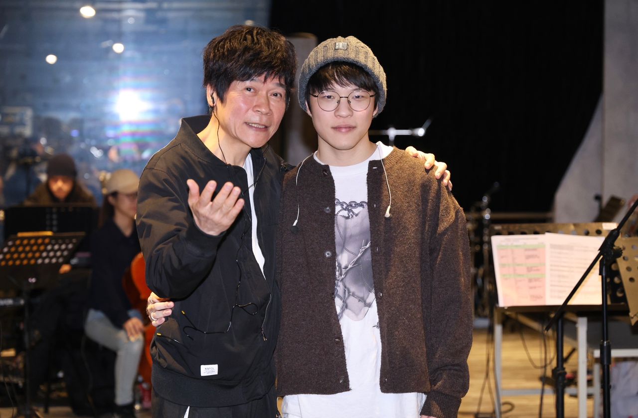 洪榮宏攝護腺術後2個月「包尿布」為演唱會練團 自豪尿速回春如小孩