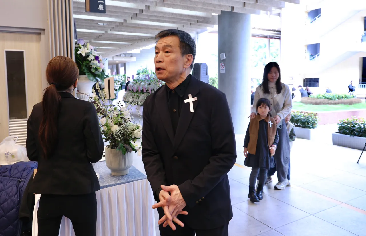 李天柱。莊宗達攝