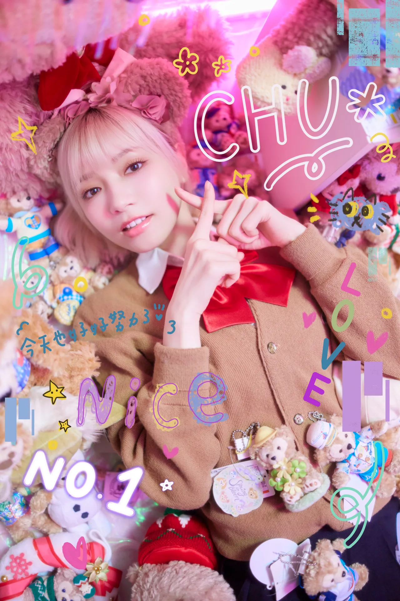 寶兒動員價值高達6位數、超過200隻私人收藏的達菲熊入鏡。POP Radio提供