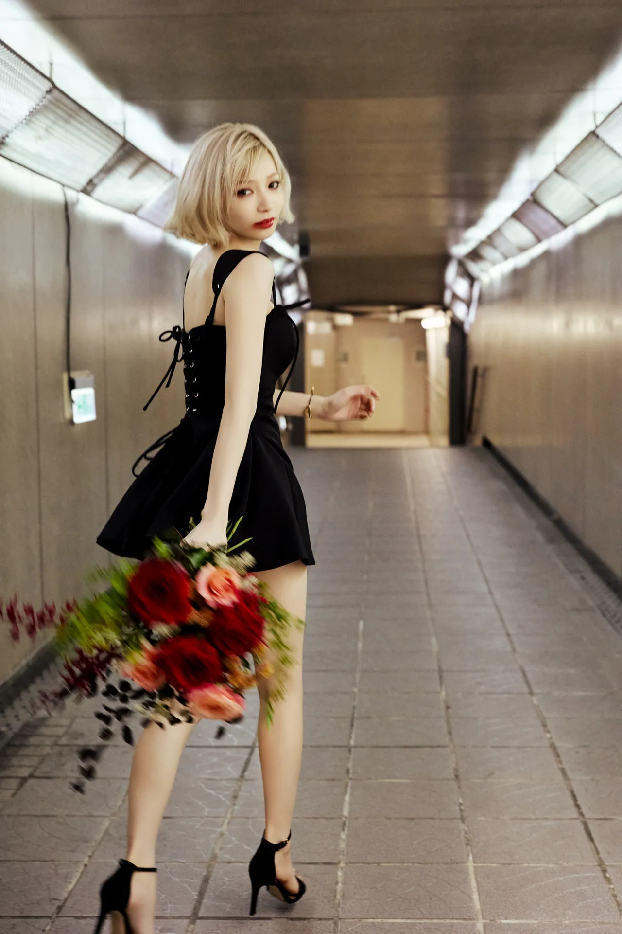 寶兒為拍攝寫真書親力親為，展現「細節控」的一面。POP Radio提供