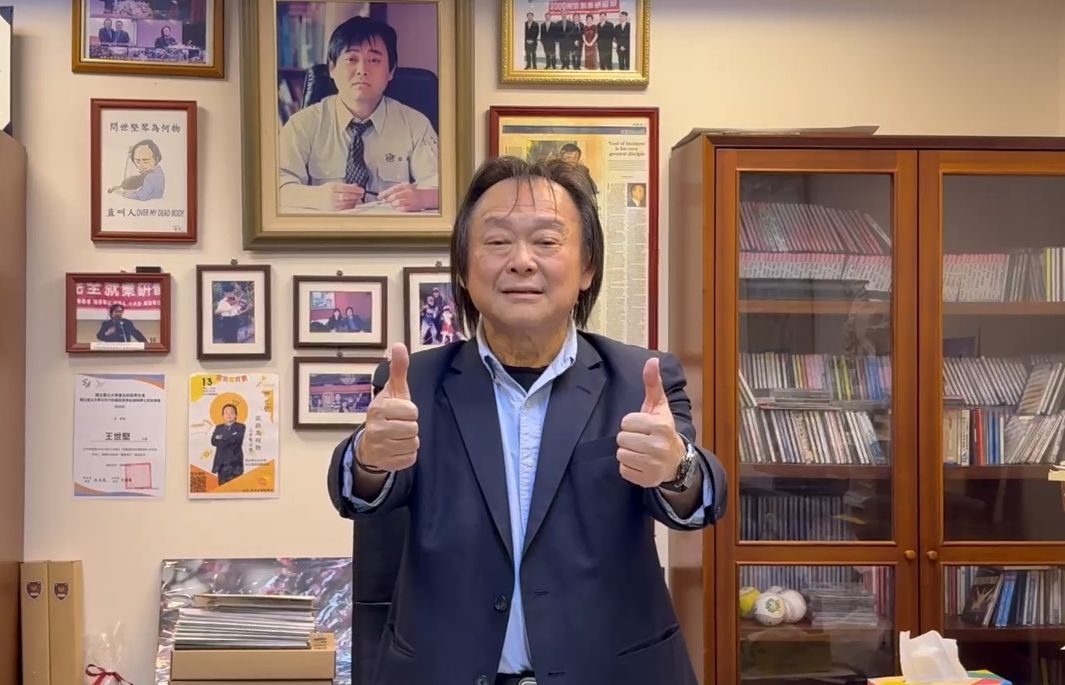 王世堅宣布了!新年春聯「4個字」 吸3千人狂讚