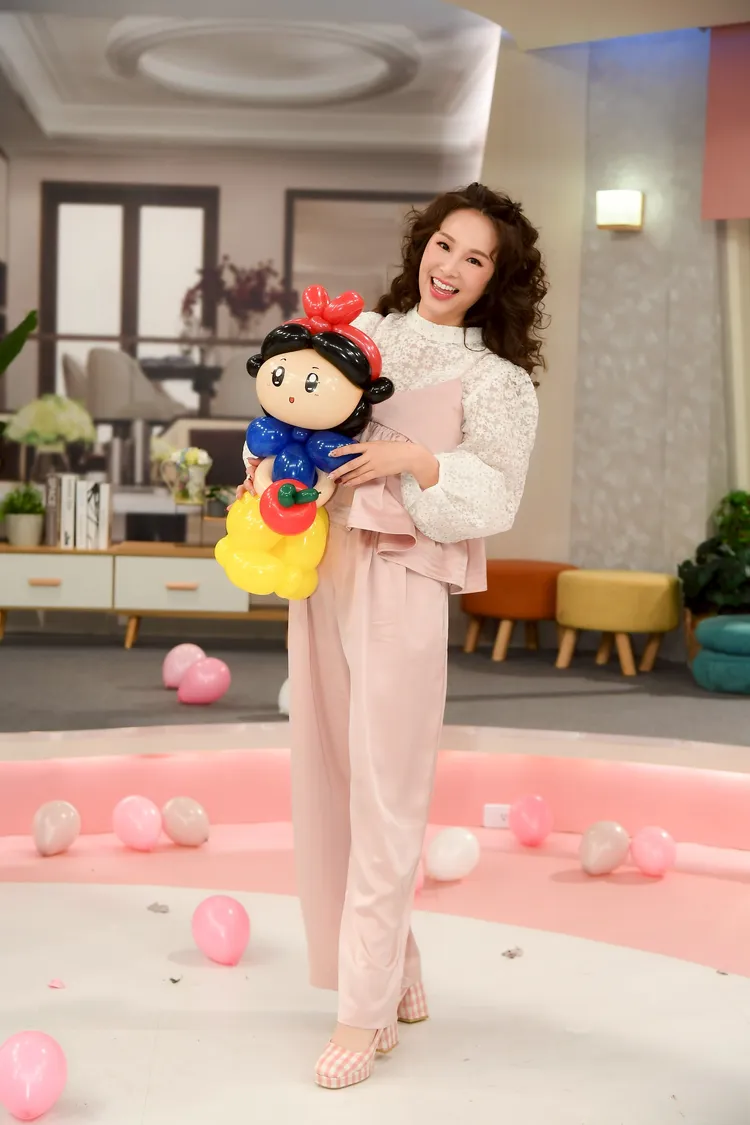 張齡予對「孝道外包」風波，發表看法。三立提供