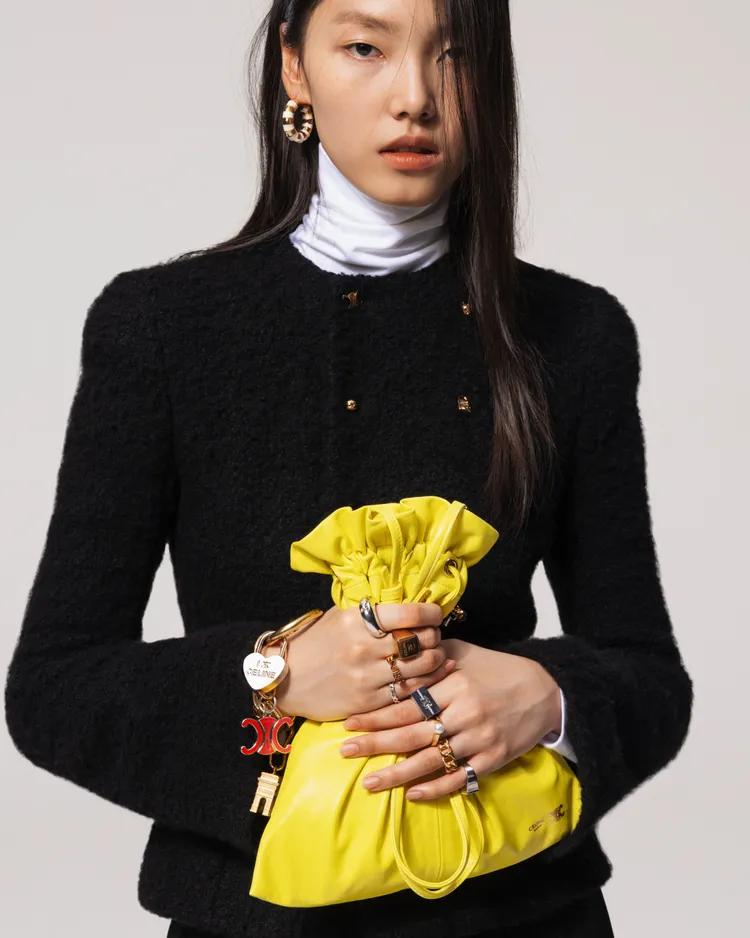 CELINE Crystal羊皮革手袋，6萬7000元。品牌提供