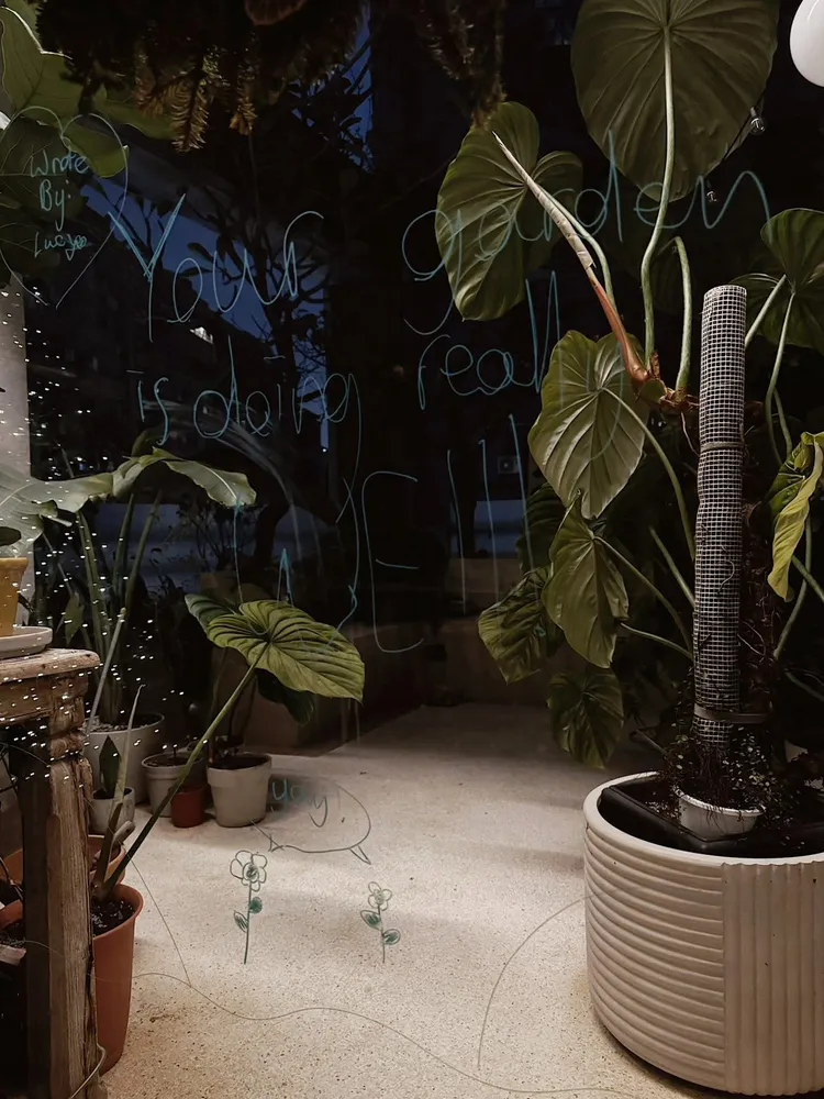 Lucy特地留話給媽媽，自己有照顧好花園，讓隋棠很暖心。翻攝隋棠臉書