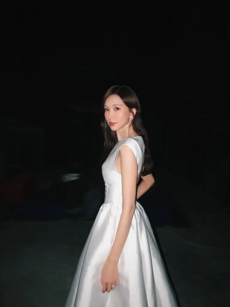 林志玲分享2025年的精選美照。翻攝林志玲IG