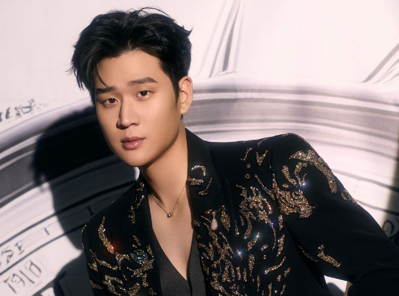 周興哲被爆參戰《歌手2026》!那英給提醒「要有墊底準備」