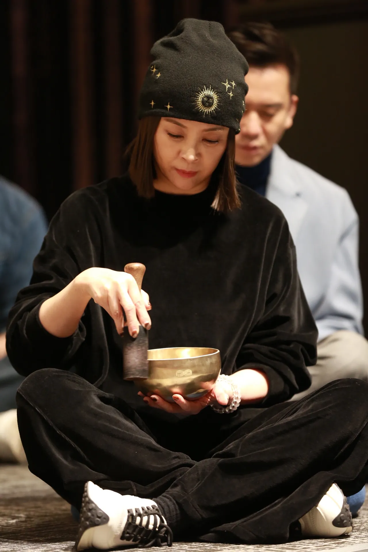 方馨。庄宗达摄