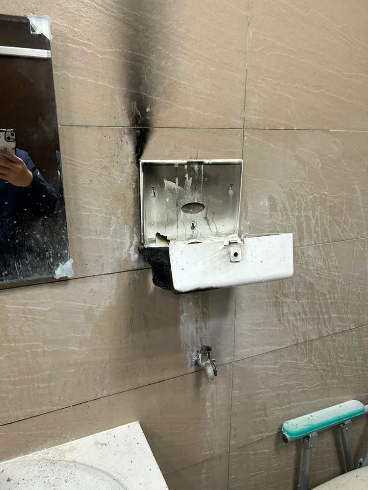 火勢撲滅後的狀況。翻攝畫面