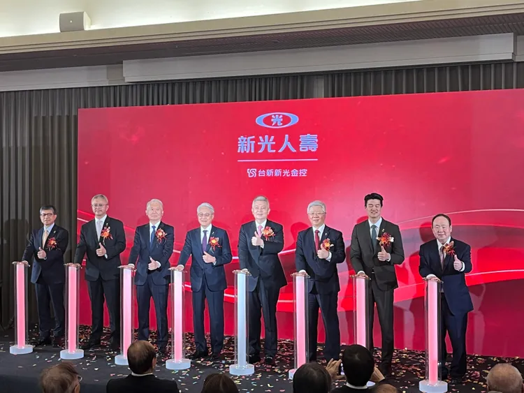 新光人寿与台新人寿正式合并　吴东亮：新新共好、壮大寿险版图