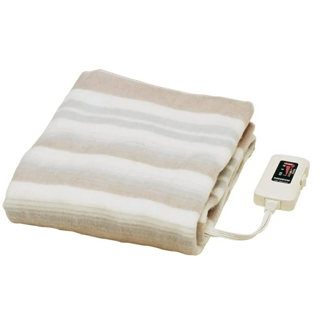 Sugiyama 椙山紡織電熱毯原價2300元，樂天市場特價999元。業者提供