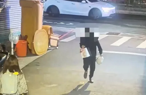 北市當街搶奪！熱心民眾飛奔攔阻搶匪　警埋伏2天逮人