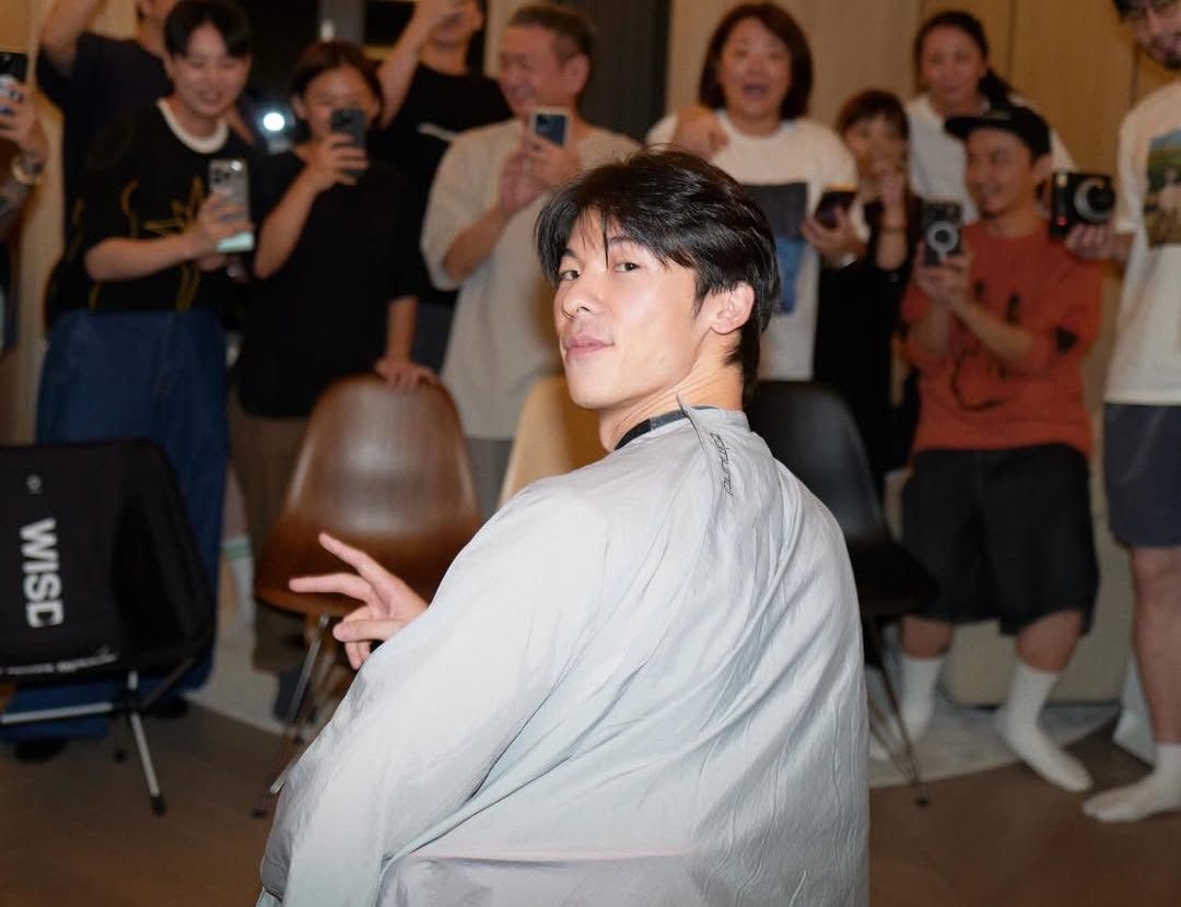 許光漢入伍前「剃頭照」曝光!平頭讓許太太暴動了