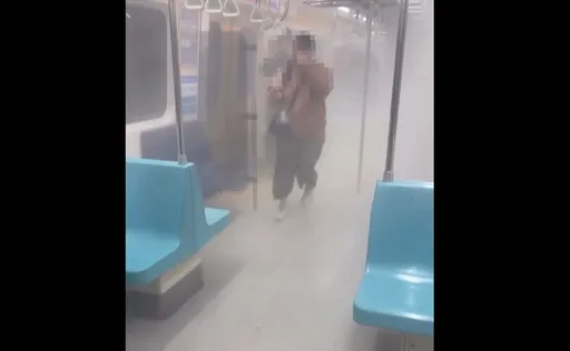 北捷板橋站大批旅客竄逃！冒濃煙原因曝光　有人行動電源起火