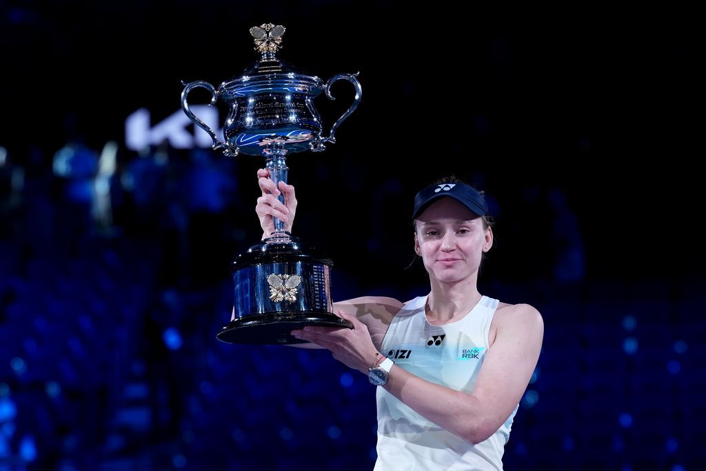 淑女報仇3年也不晚!哈薩克好手芮芭奇娜力退球后莎芭蓮卡 首度在澳網封后