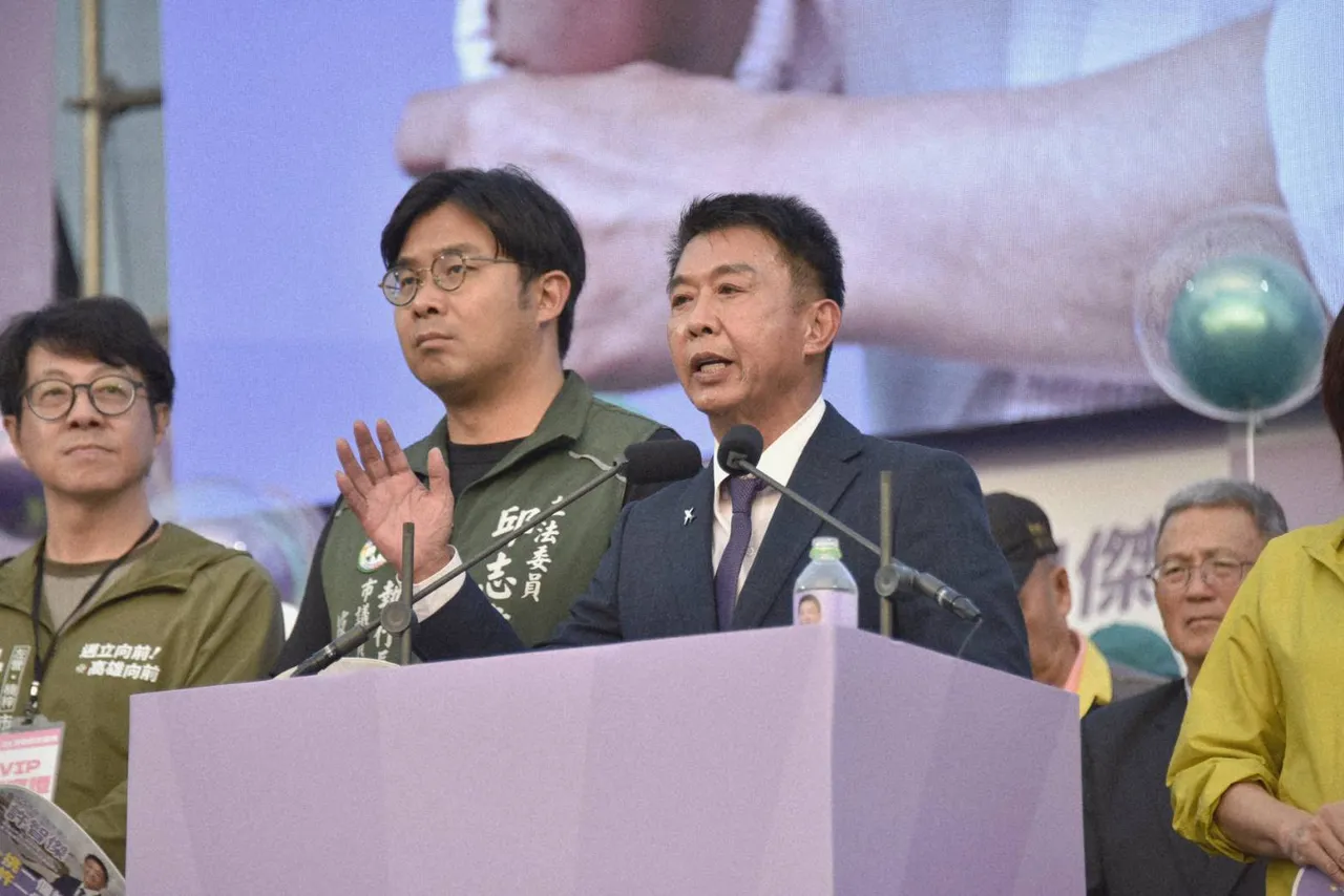 让高雄成为台湾的「AI首都」许智杰政见会喊：打造高雄APP