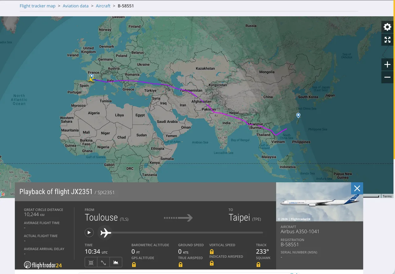 星宇航空首架A350-1000（B-58551）5日自法国土鲁斯起飞返台，依航班追踪网站Flightradar24显示，交机航班JX2351实际起飞时间延后，预计于6日下午抵达桃园国际机场。Flightradar24画面