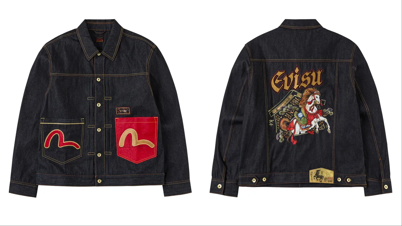 EVISU马年牛仔外套，2万8500元。品牌提供