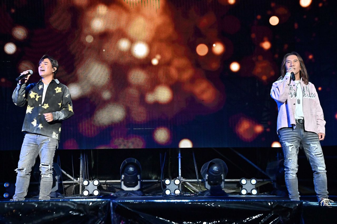 新北八里跨年晚會超強卡司擊敗壞天氣 動力火車許願長高變165!全場笑歪