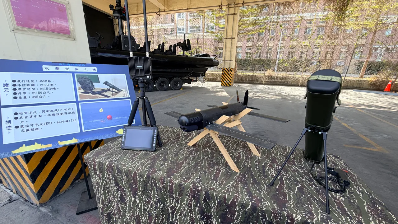勁蜂一型攻擊無人機。記者李俊毅攝