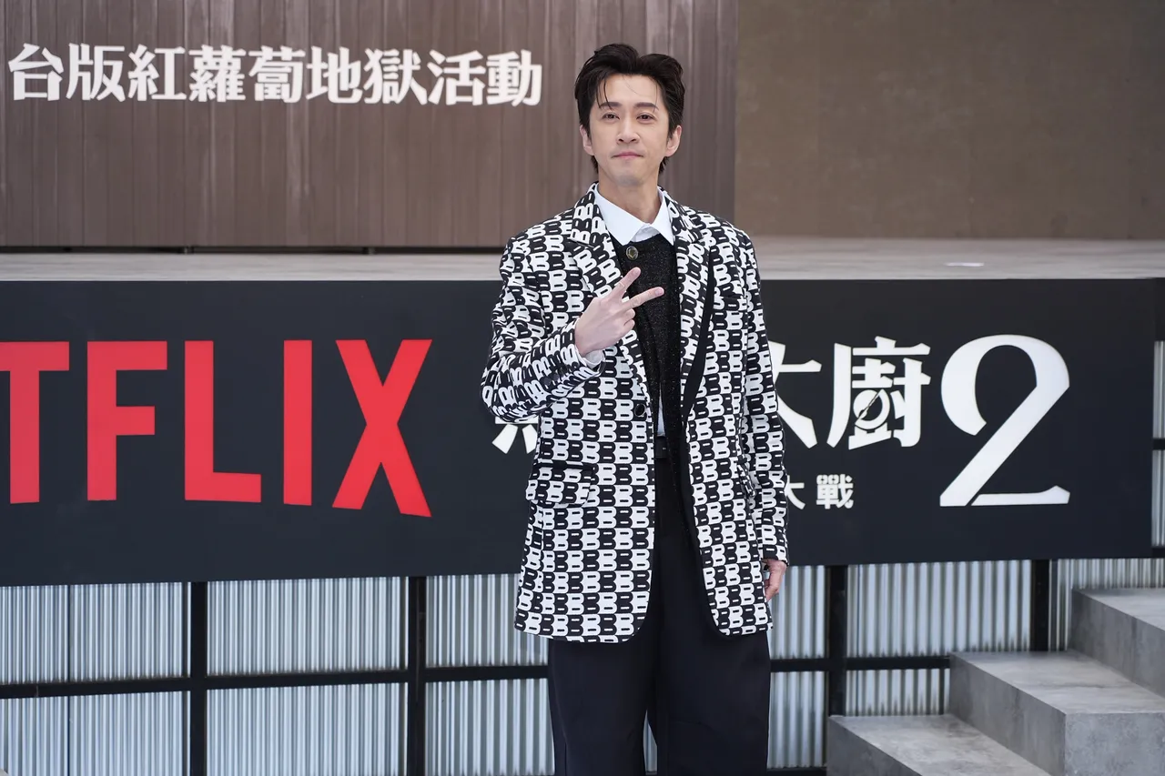 陈汉典衰卷搭机名人特权　心情不受影响：公道自在人心