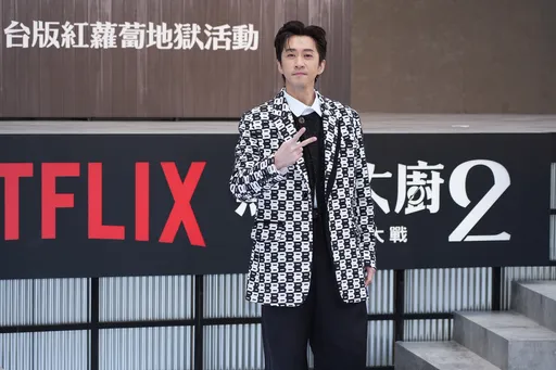 陈汉典衰卷搭机名人特权　心情不受影响：公道自在人心