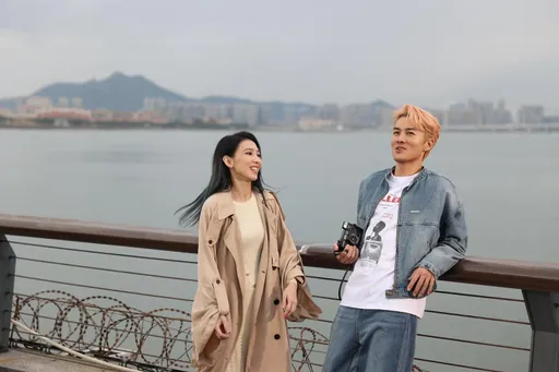 相爱相杀20年首度梦幻合作⋯戴佩妮揭吴克群私下真面目有「反差」