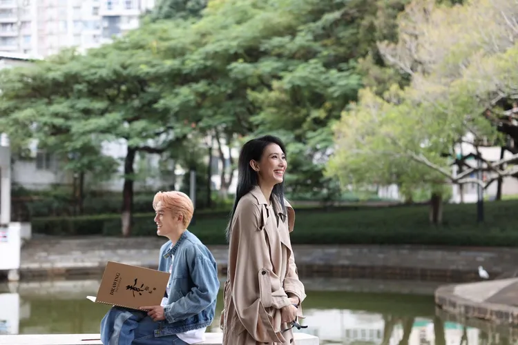 吳克群與戴佩妮平常互動相愛相殺，合拍MV也忍不住噴笑。六度空間提供