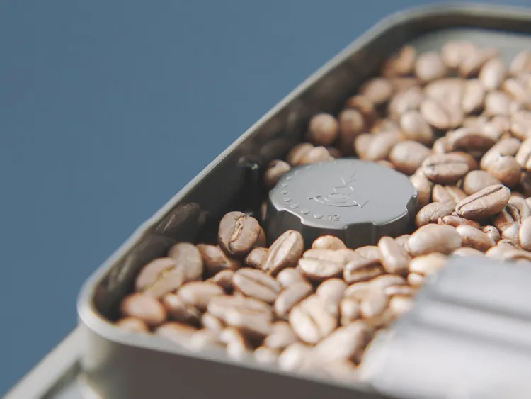 數字越大粉末越粗（風味柔和），數字越小粉末越細（風味濃厚），可依照自己的口味喜好做調整。