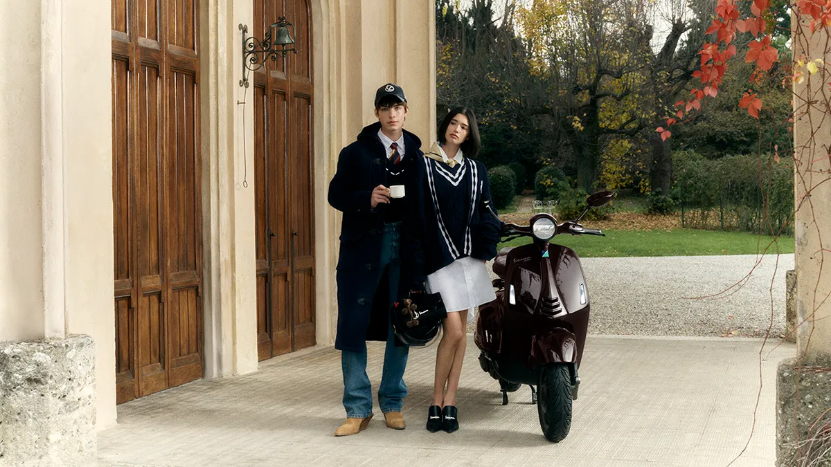 IN SELLA膠囊系列與Vespa 946 Horse同步登場。業者提供