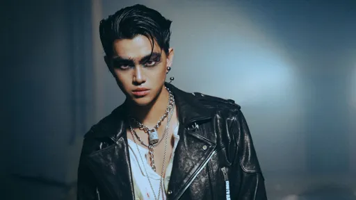 华语乐坛「异类」是他　渴望亲密又矛盾不想被看见