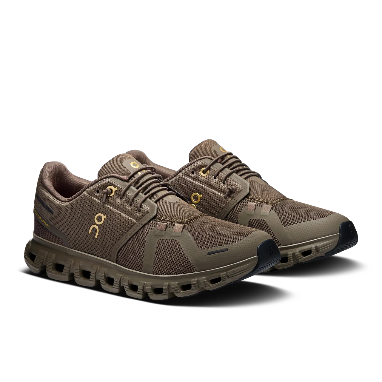 On昂跑Cloud 6馬棕色，4980元。品牌提供