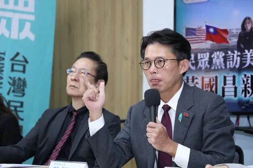 黃國昌亂講軍購被多方打臉！民進黨苦勸「坦率支持院版替國家著想」