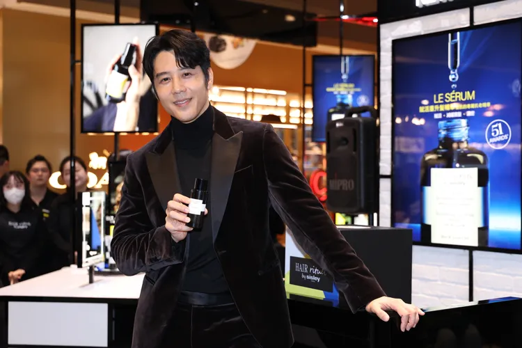 胡宇威今很帥氣。彭欣偉攝