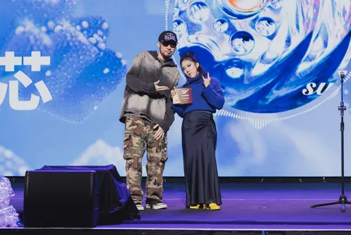 李竺芯從低潮默默無聞走向台前　熱狗頒獎突喊「小心猝死」