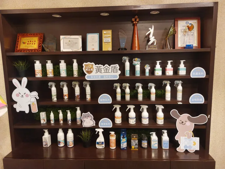 黃金盾防疫系列是聚和熱銷產品。凃建豐攝