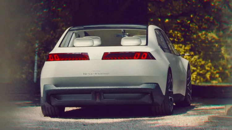 Neue Klasse平台原先是為3系列設計，預計能支援混合動力與電動車型架構，未來也不排除有4系列同樣架構的衍生作品出現。原廠照片