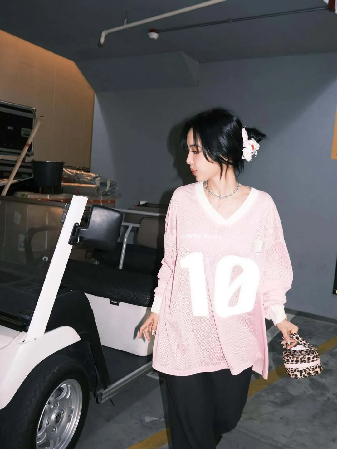 蔡依林戴上宝格丽珠宝。翻摄蔡依林IG