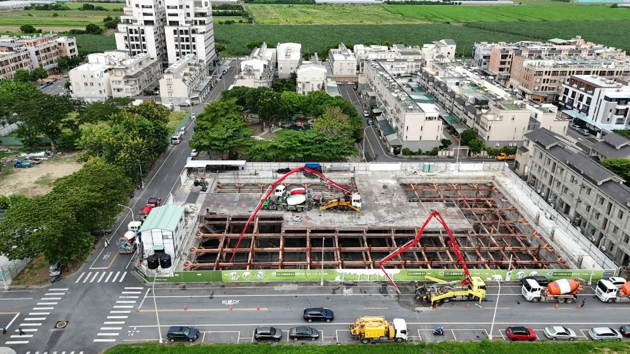 2025年全台前十月的預售屋總銷金額僅0.59兆元，相較去年同期的1.99兆元，年減70.4%。永慶房產集團提供