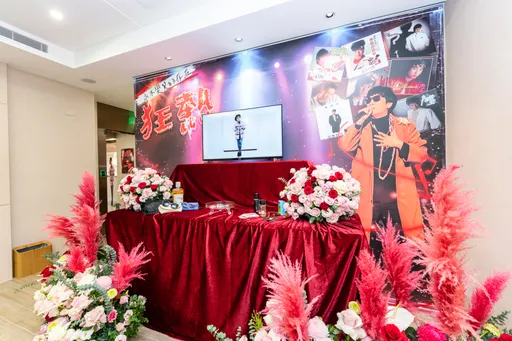 曹西平灵堂开放吊唁首日！亲友未现身　10多位粉丝眨泪送别