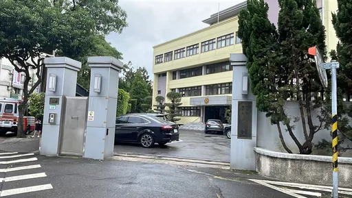 退休調查官關說內線交易案！行賄學弟2台平板電腦　下場出爐