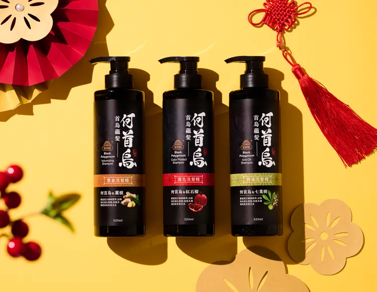 同系列的何首烏洗髮精，也是家樂福熱銷千萬的明星商品。