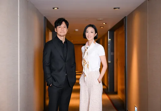 西島秀俊紓壓方式超反差　拿兒寶可夢卡收服小童星