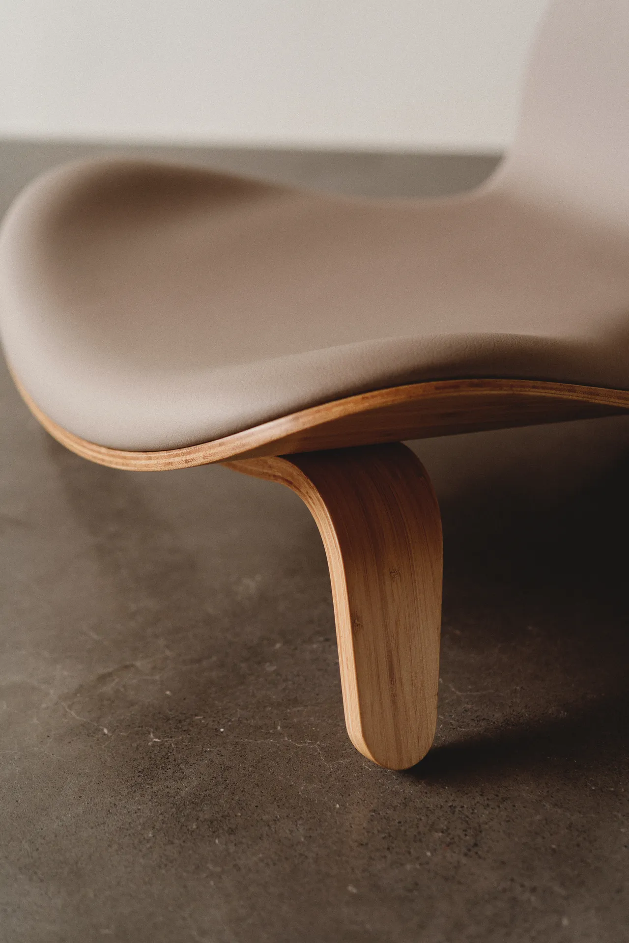 Tiese Chair 曲流椅。品牌提供