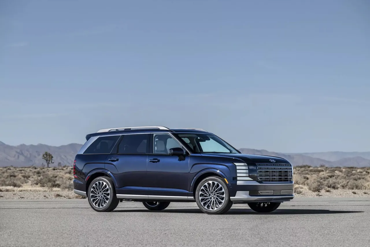 第二季HYUNDAI预告将导入在台北车展首度亮相的全新旗舰休旅PALISADE 2.5T Hybrid。业者提供