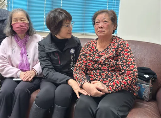 藍營新竹縣長初選爆衝突！老婦識破「假黨工拉票」　追證據遭拉扯摔傷